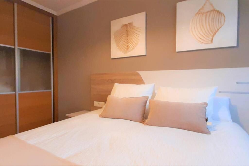 Apartamento Playa Foz Con Piscina Y Parking 010 Apartment Екстериор снимка